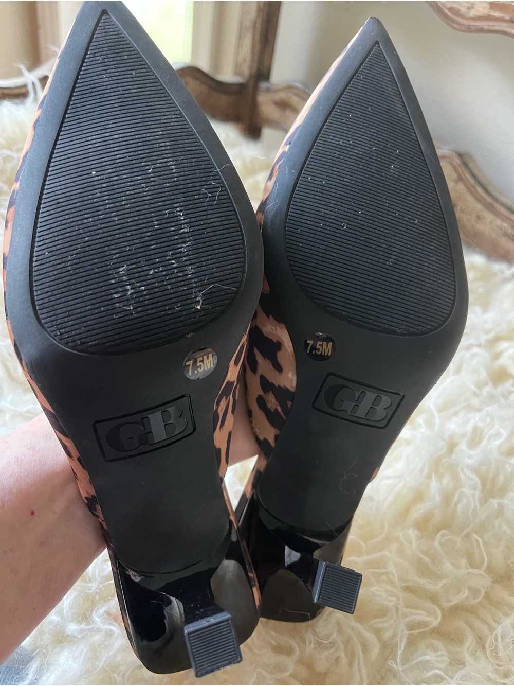 Gianni Bini Heart- Eyes Heels - Picture 5 of 7
